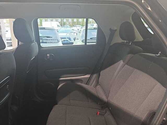 Hyundai INSTER Long Range 49kWh 02 5dr Automatic