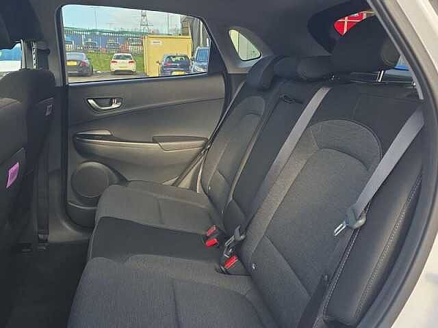 Hyundai KONA 64kWh Premium 5dr Automatic
