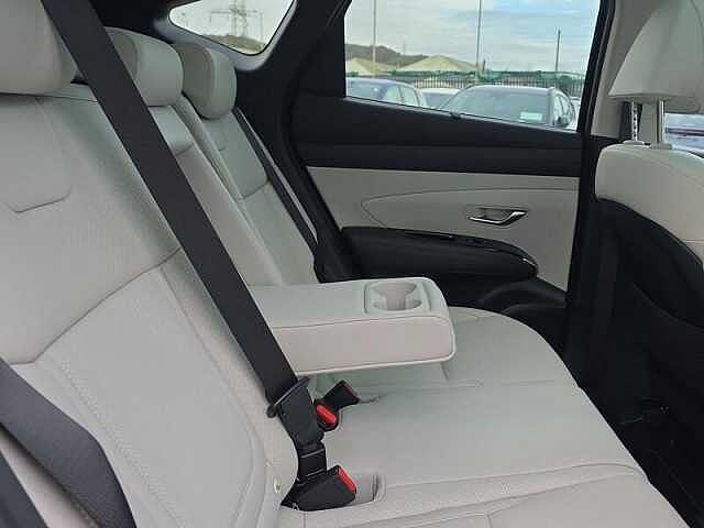 Hyundai TUCSON 1.6T Ultimate SUV 5dr Petrol Hybrid Auto Euro 6 (s/s) (239 ps)