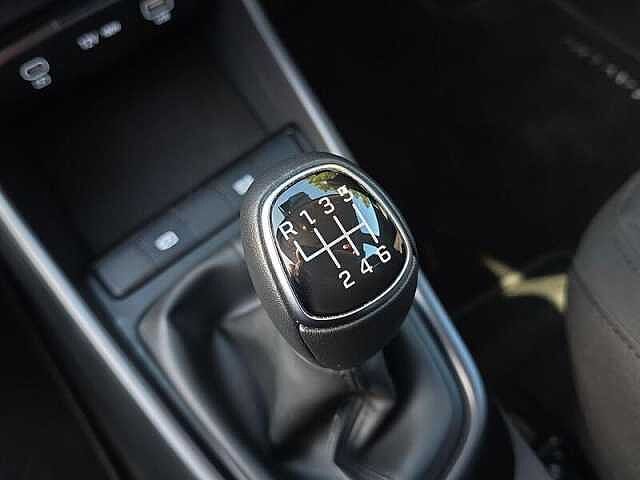 Hyundai BAYON 1.0T-GDi Advance 5dr