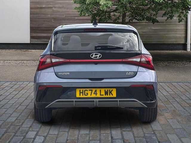 Hyundai i20 1.0 T-GDi Premium Hatchback 5dr Petrol DCT Euro 6 (s/s) (100 ps)