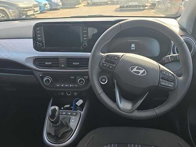Hyundai i10 1.2 Premium 5dr Automatic
