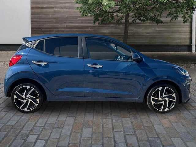 Hyundai i10 1.2 Premium 5dr Automatic