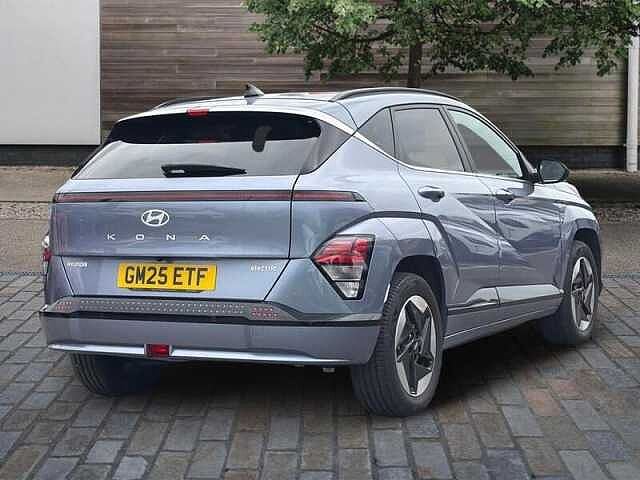 Hyundai KONA 65.4kWh Advance (Comfort Pack) 5dr Automatic