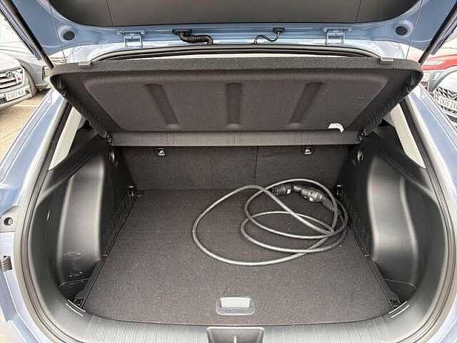 Hyundai KONA 65.4kWh Advance (Comfort Pack) 5dr Automatic