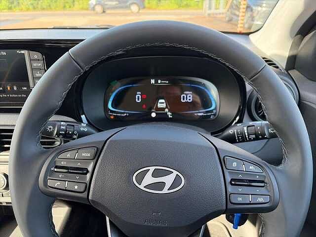 Hyundai i10 1.0 Advance 5dr Automatic