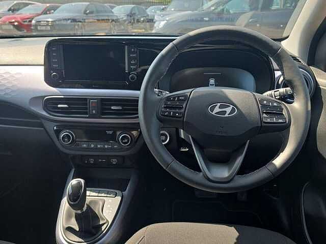 Hyundai i10 1.2 Premium 5dr Automatic