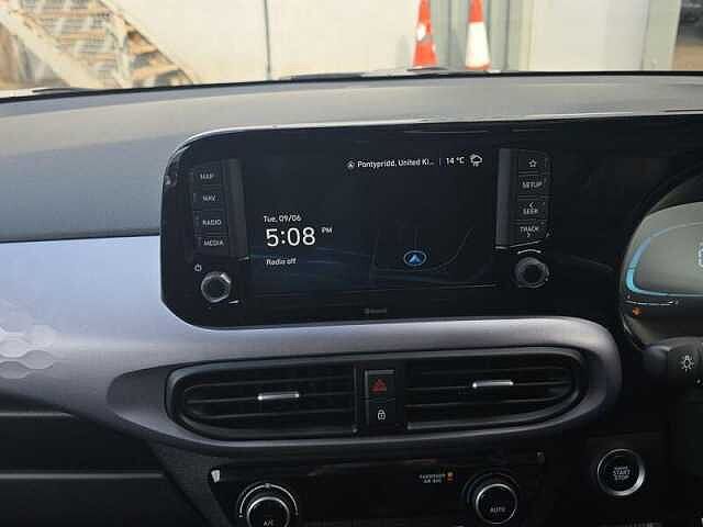 Hyundai i10 1.2 Premium 5dr Automatic