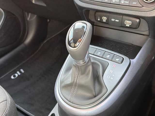 Hyundai i10 1.2 Premium 5dr Automatic