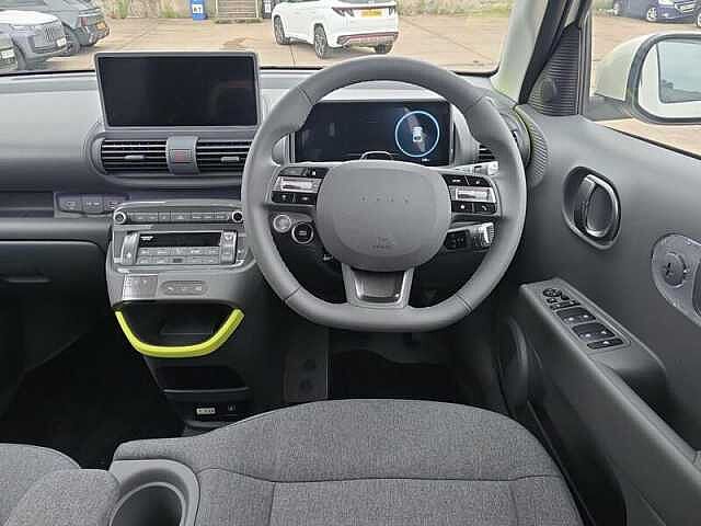 Hyundai INSTER Long Range 49kWh Cross SUV 5dr Automatic