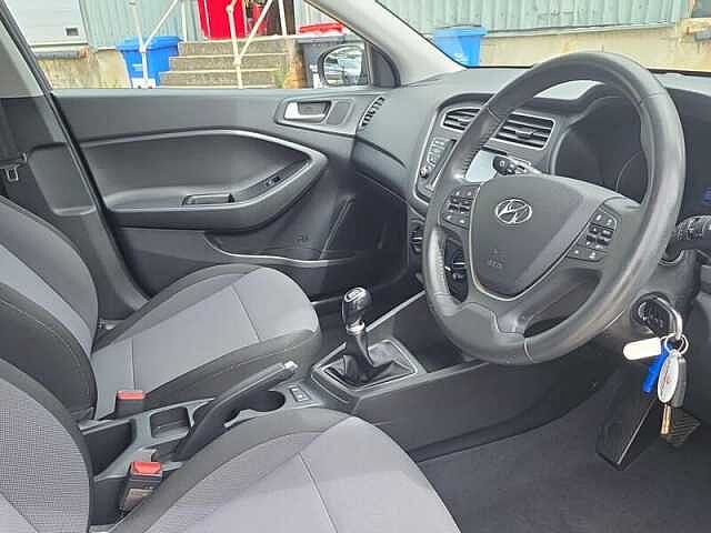 Hyundai I20 1.2 Play 5dr Grey